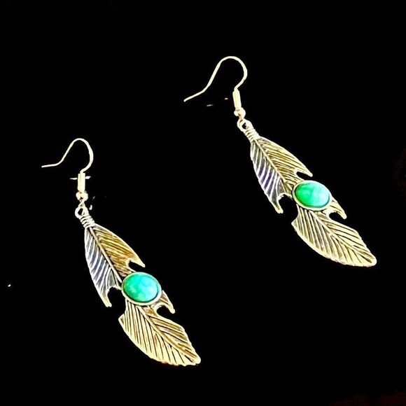 BBR Southwest Native Turquoise & Silver Dangle Earrings - Picture 7 of 8